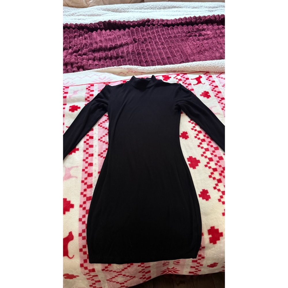 Mock neck long sleeve mini dress